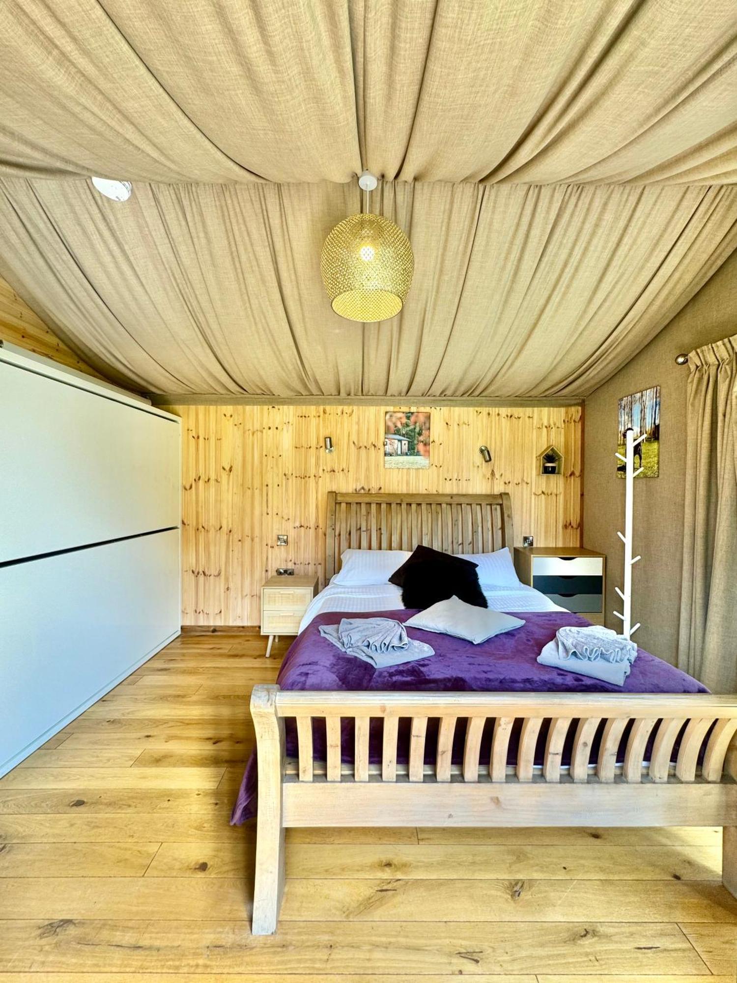 Riverside Cabins شروزبري المظهر الخارجي الصورة